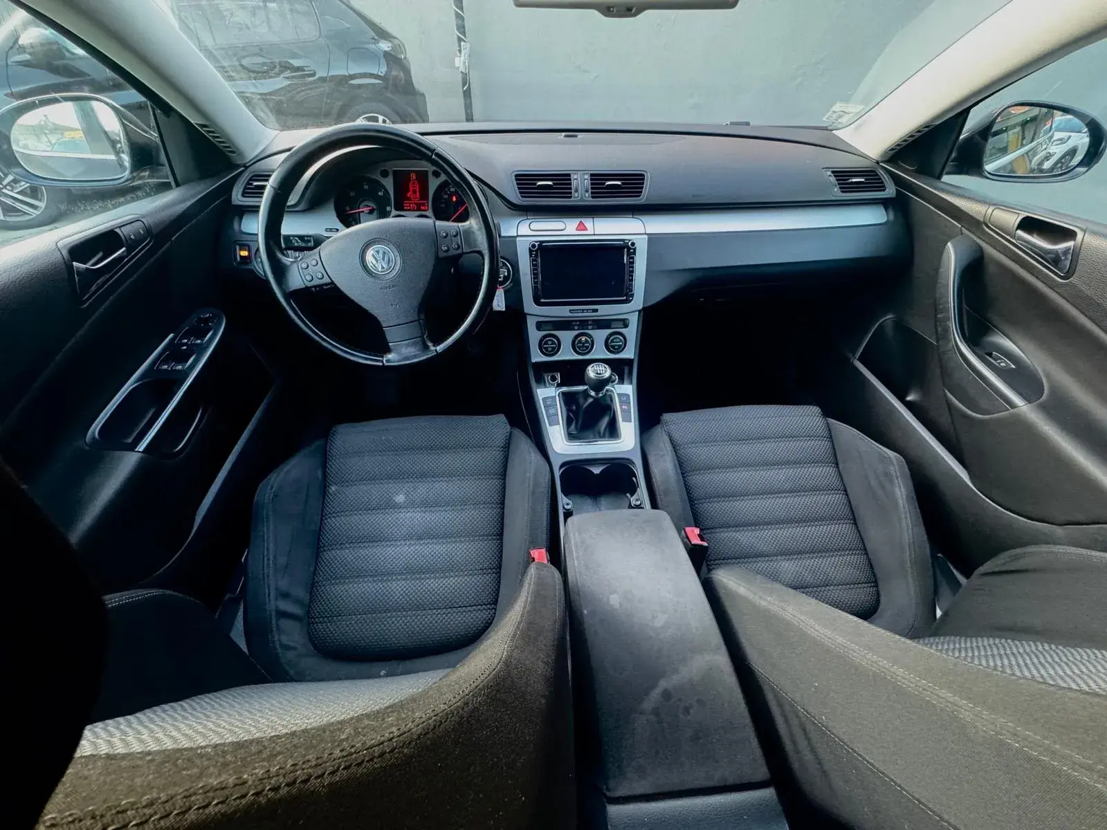 Volkswagen Passat 2.0 TDi Sport 5
