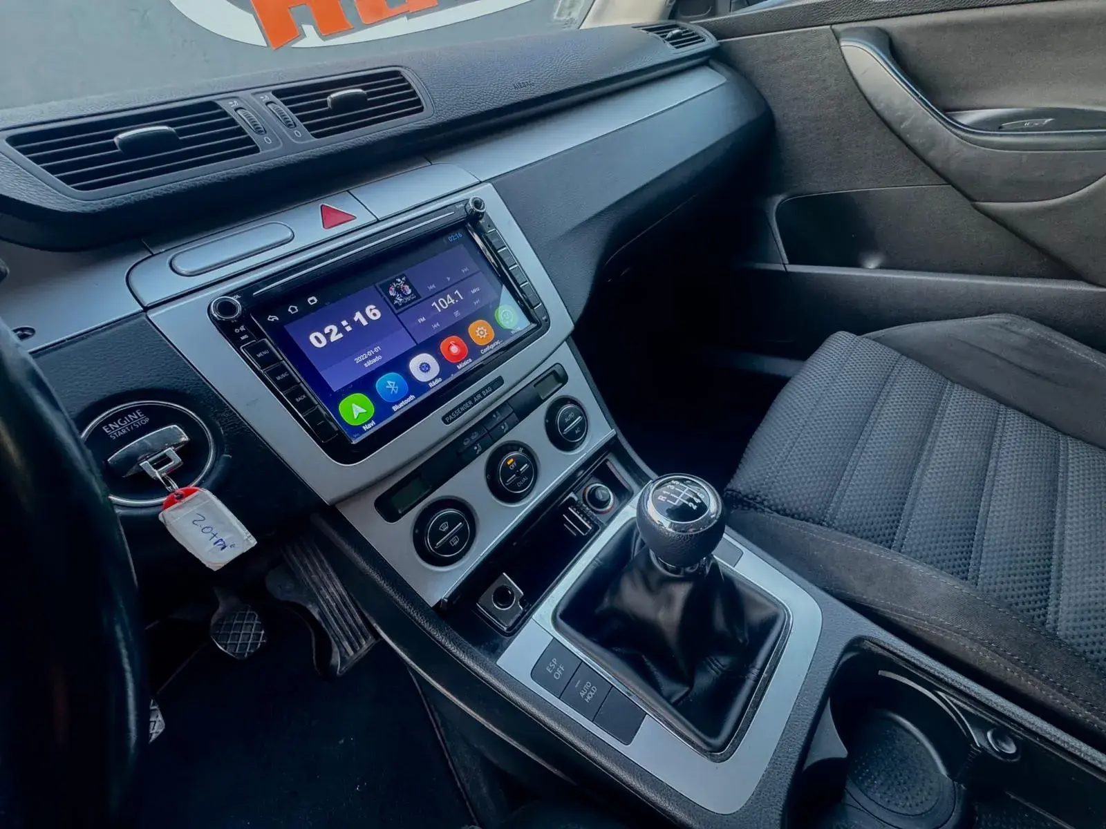 Volkswagen Passat 2.0 TDi Sport 8
