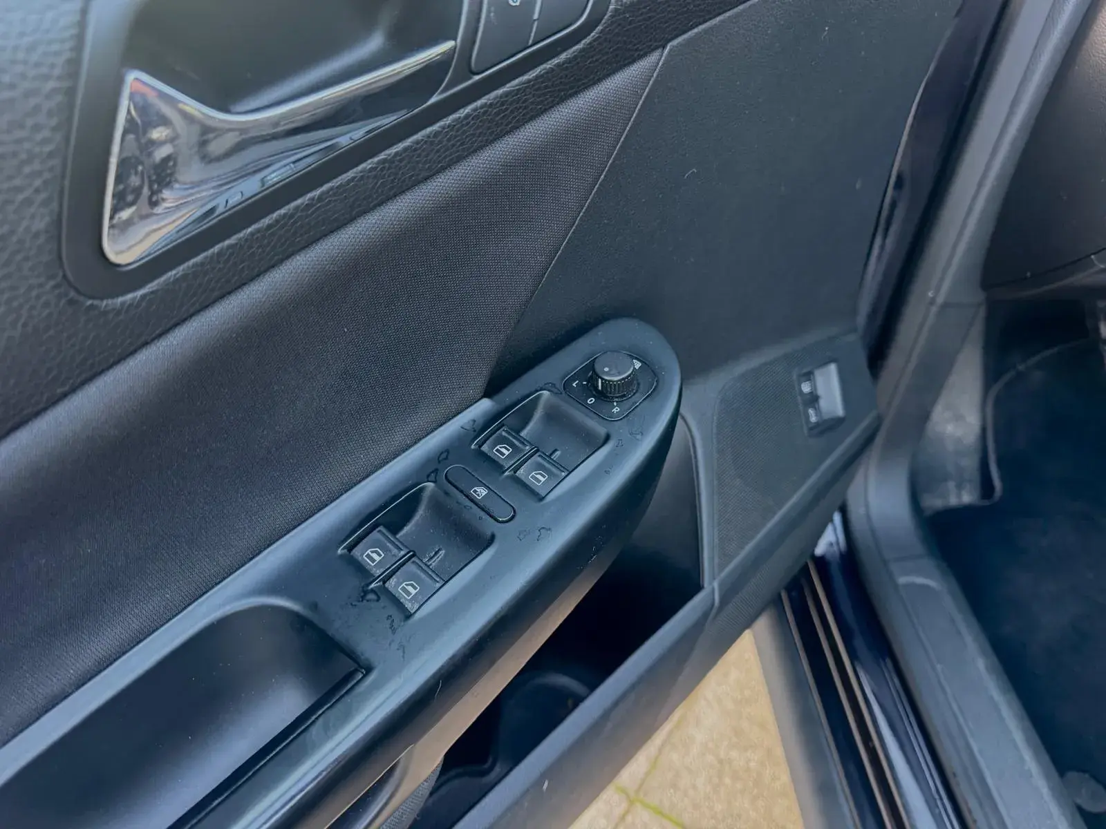 Volkswagen Passat 2.0 TDi Sport 10