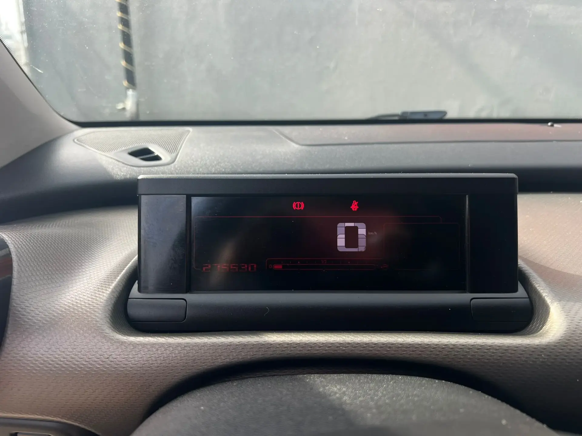 Citroen C4 Cactus 1.6 BlueHDi Feel 17