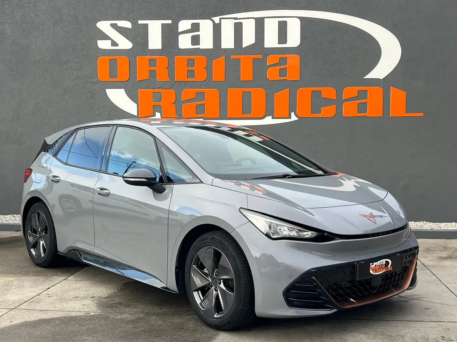 Cupra Born Autonomia WLTP 395KM 150KW ( 204CV ) 3