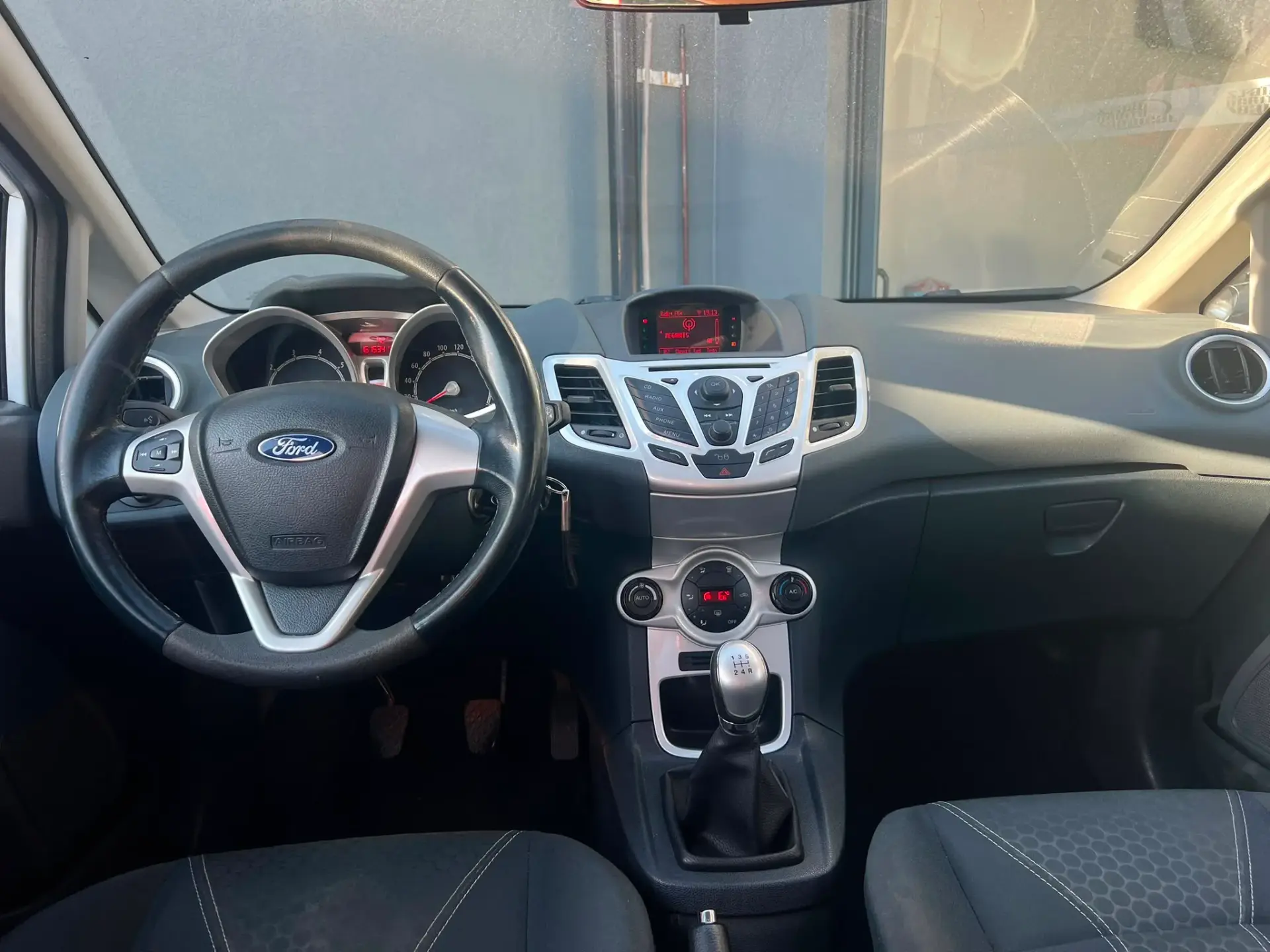 Ford Fiesta 1.25 Titanium 6