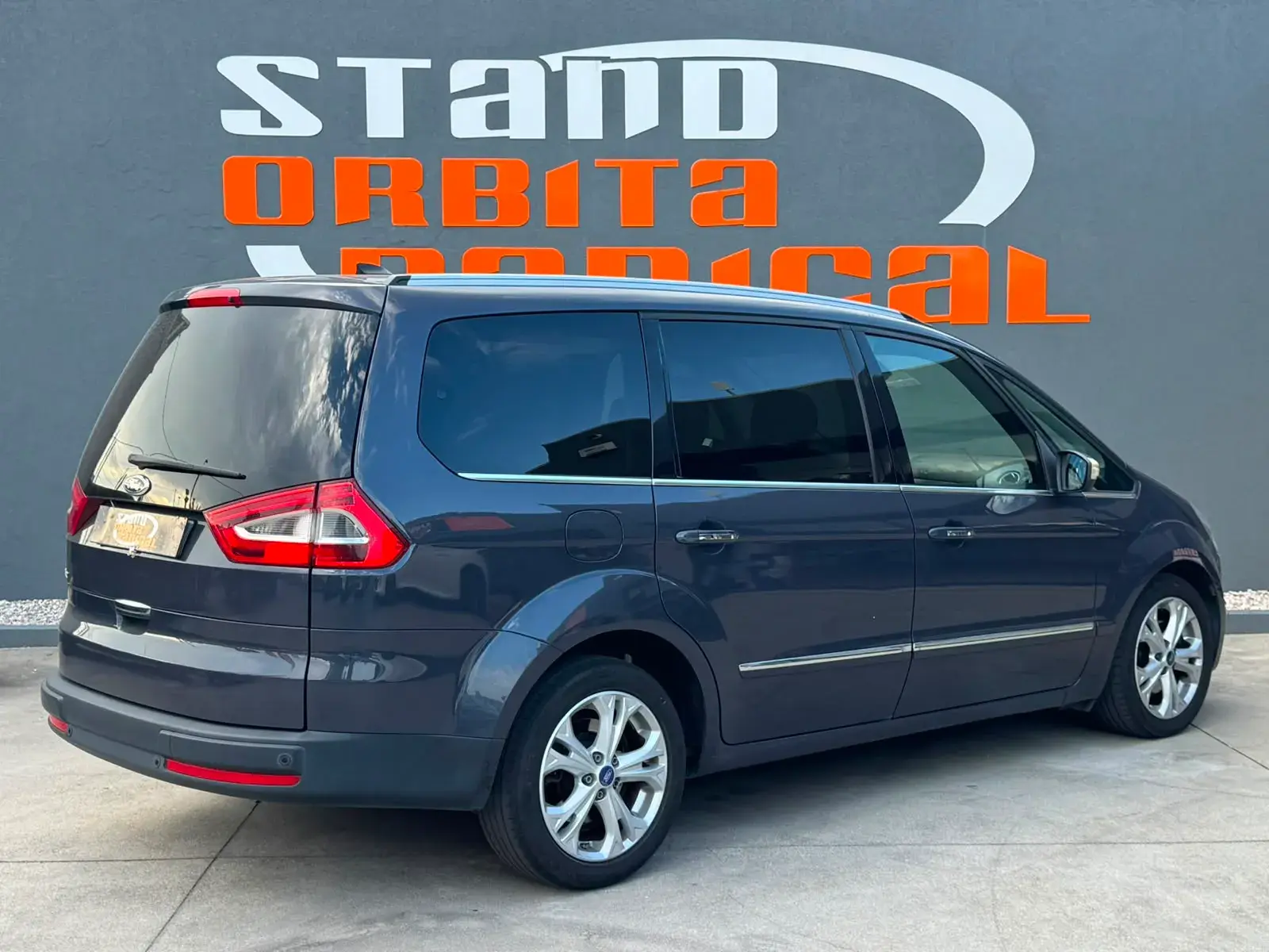 Ford Galaxy 2.0 TDCi Titanium Business 2