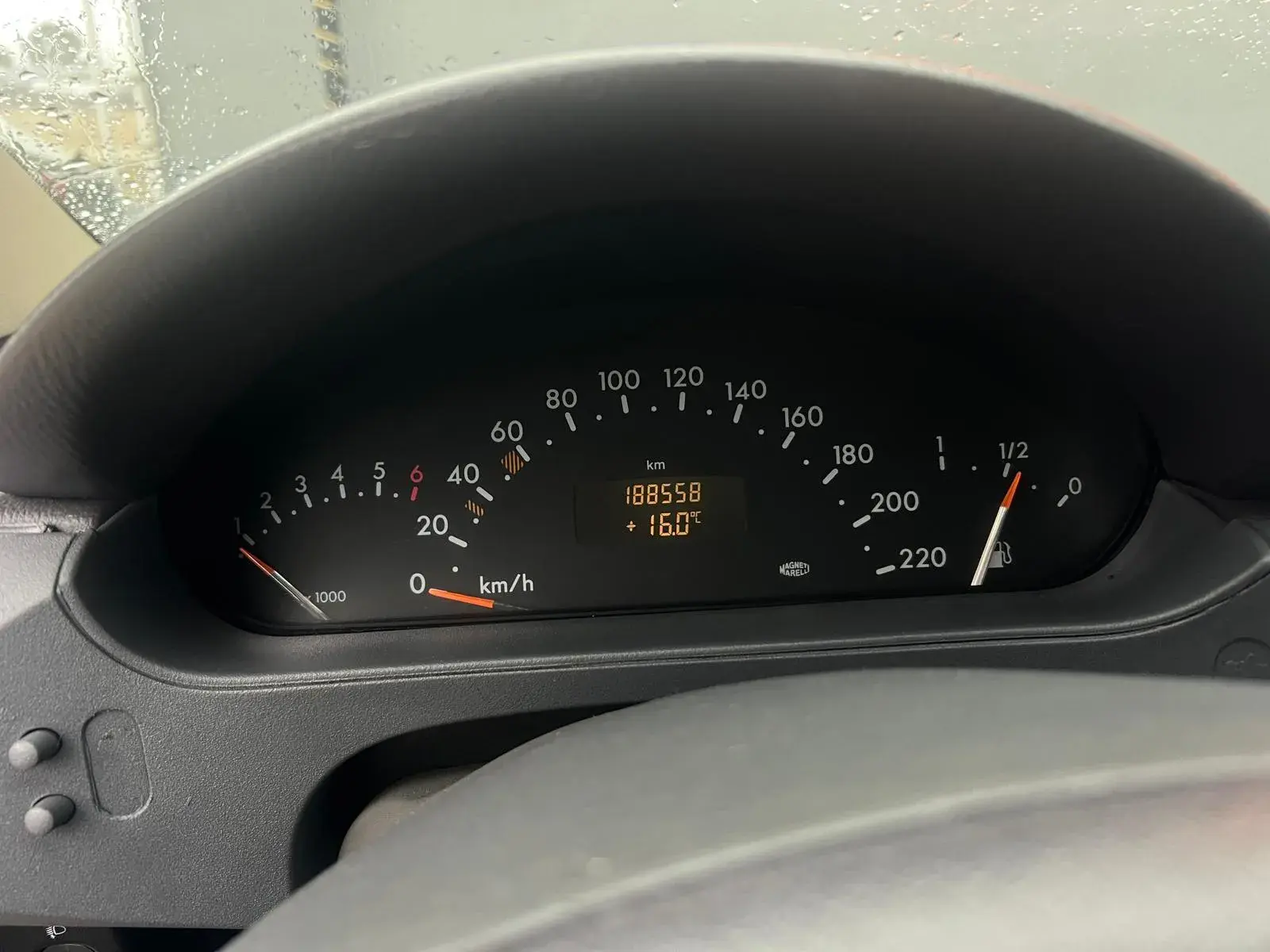 Mercedes-Benz A 140 Classic 13
