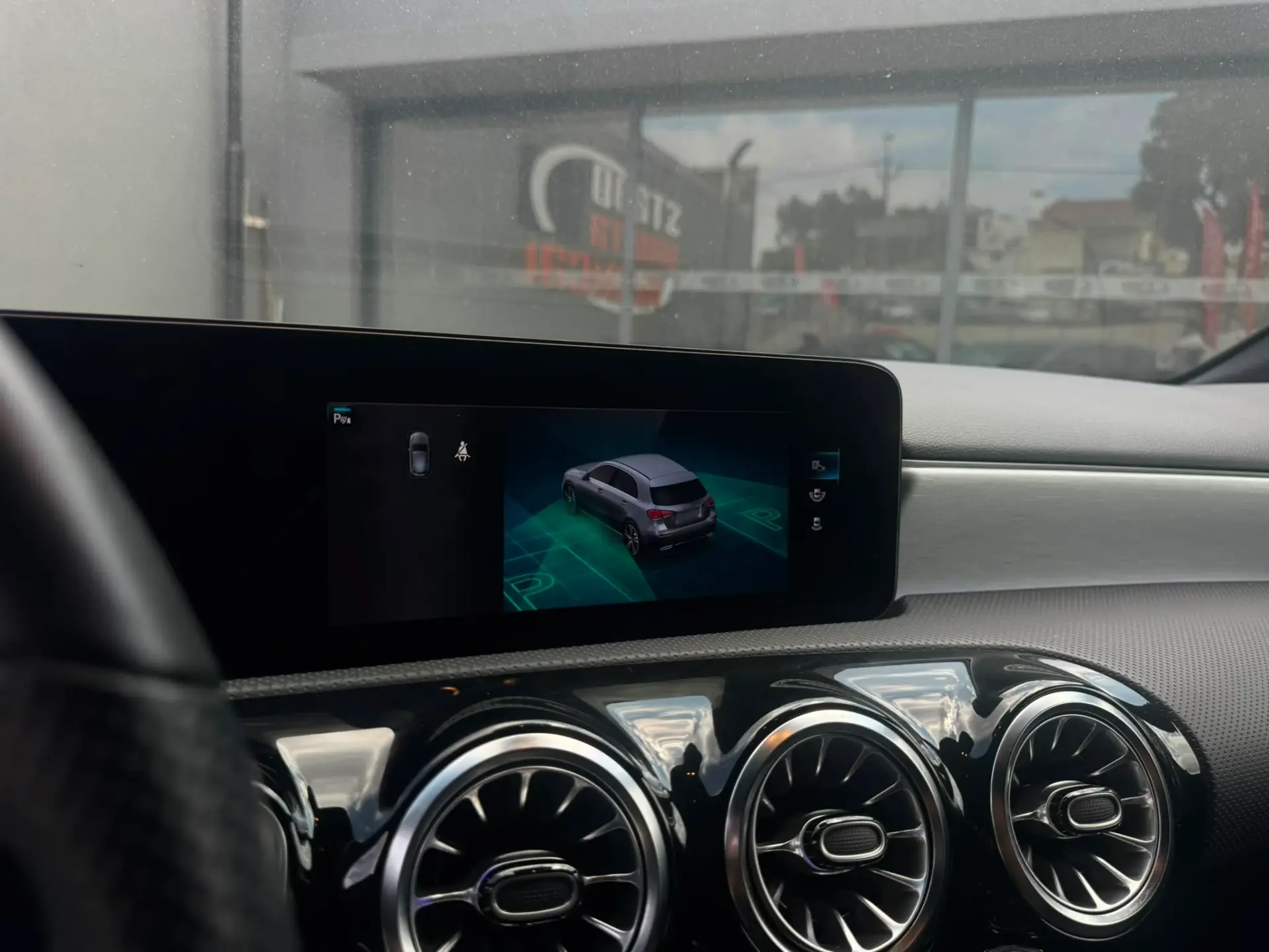 Mercedes-Benz A 180 AMG LINE ECRA FULL LED 28