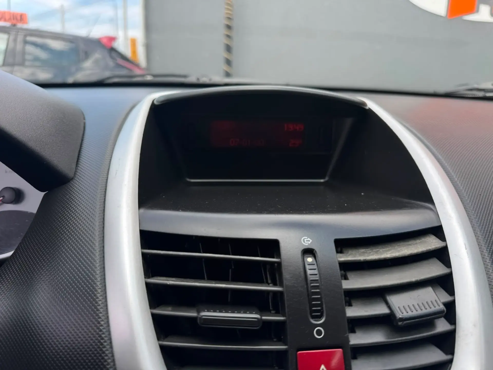 Peugeot 206 1.1 Trendy 21