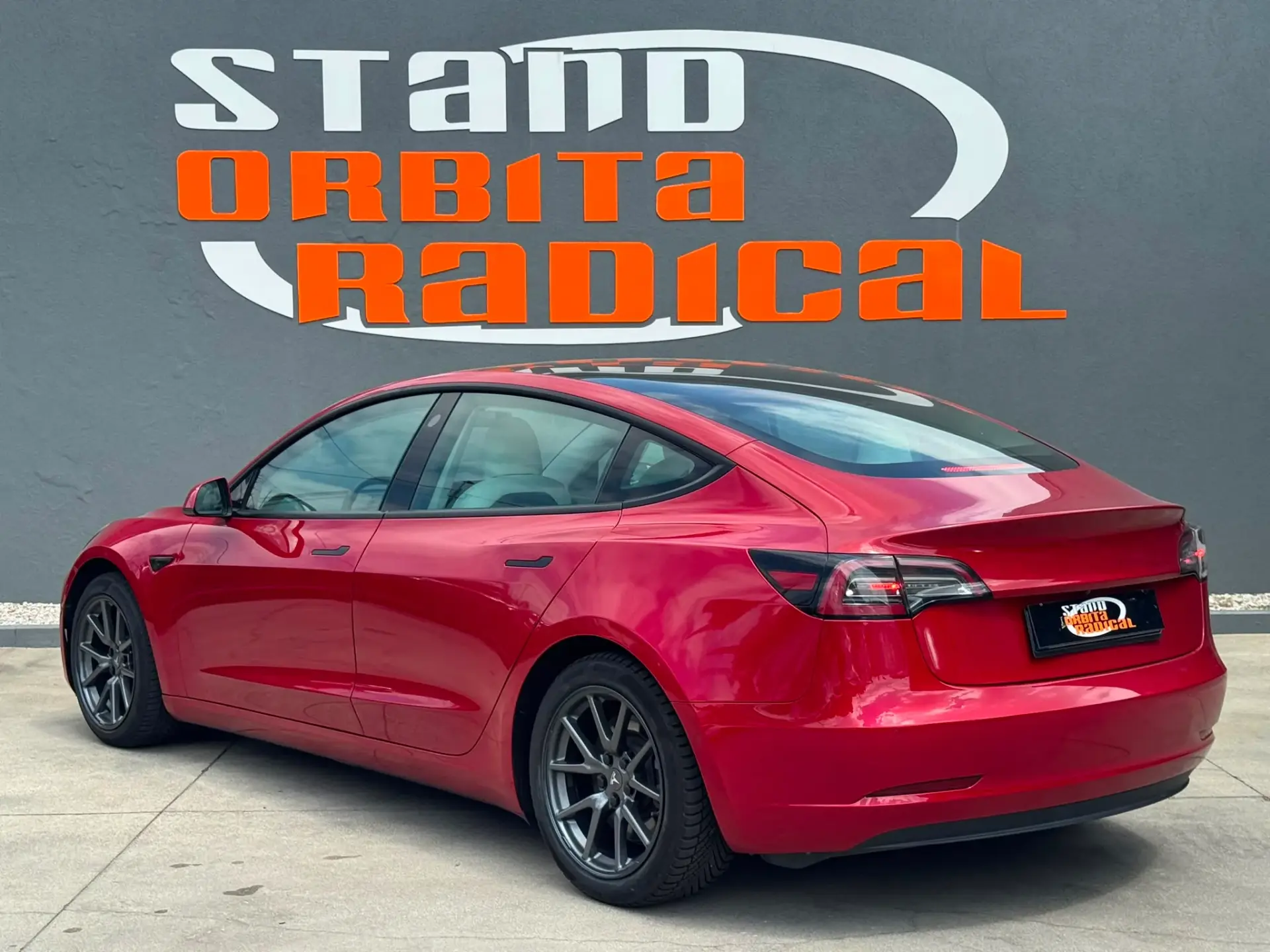 Tesla Model 3 Standard Range Plus RWD 4
