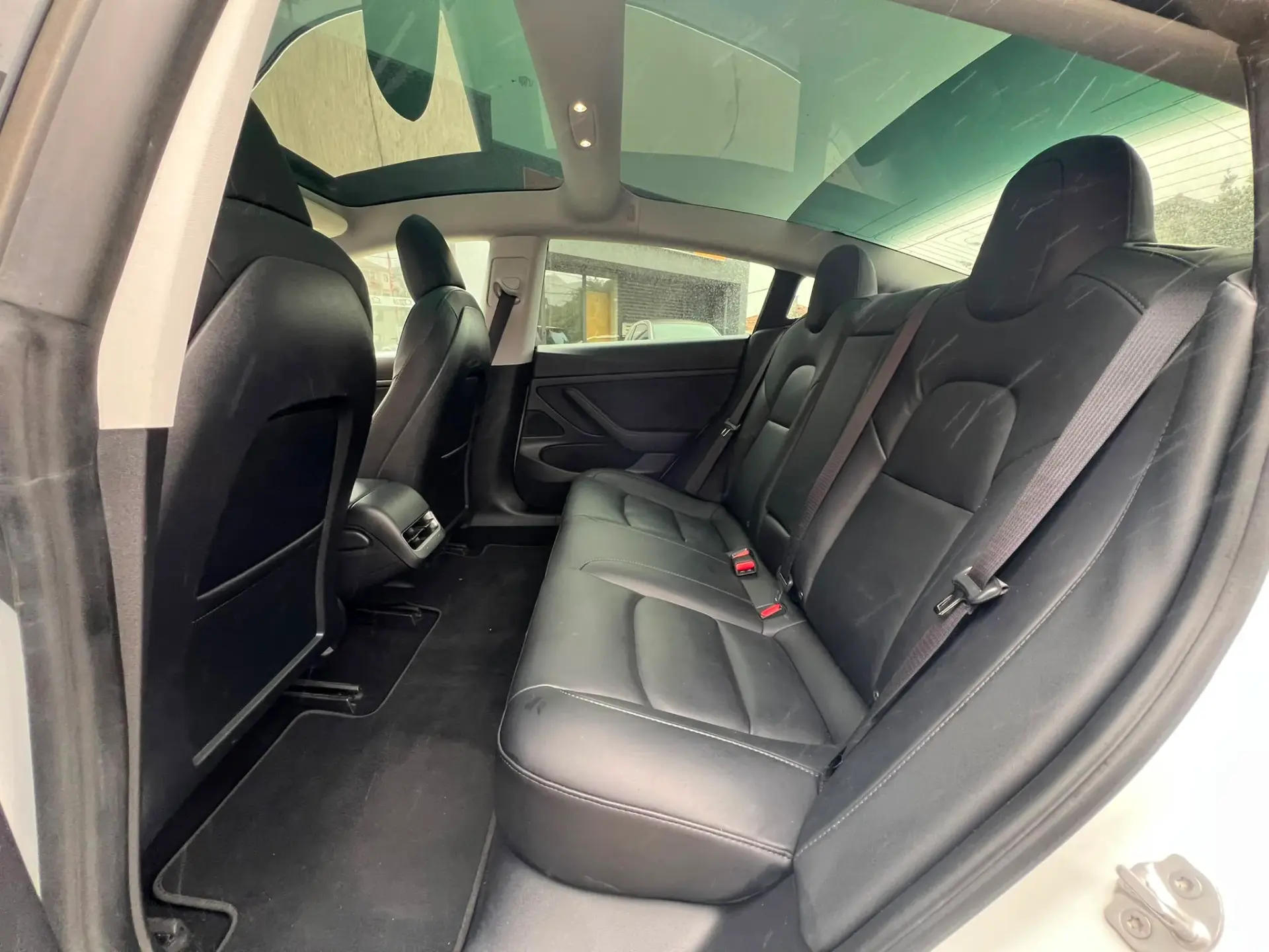 Tesla Model 3 Standard RWD Plus 13