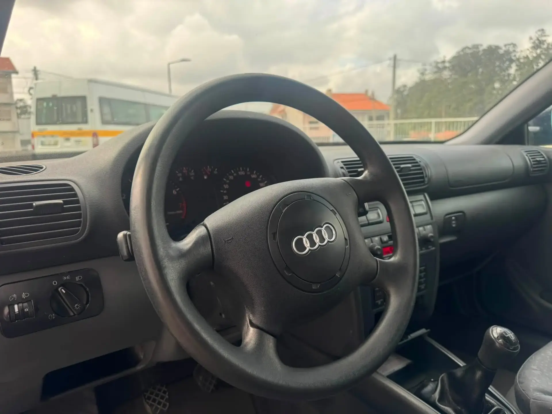 Audi A3 1.6 12