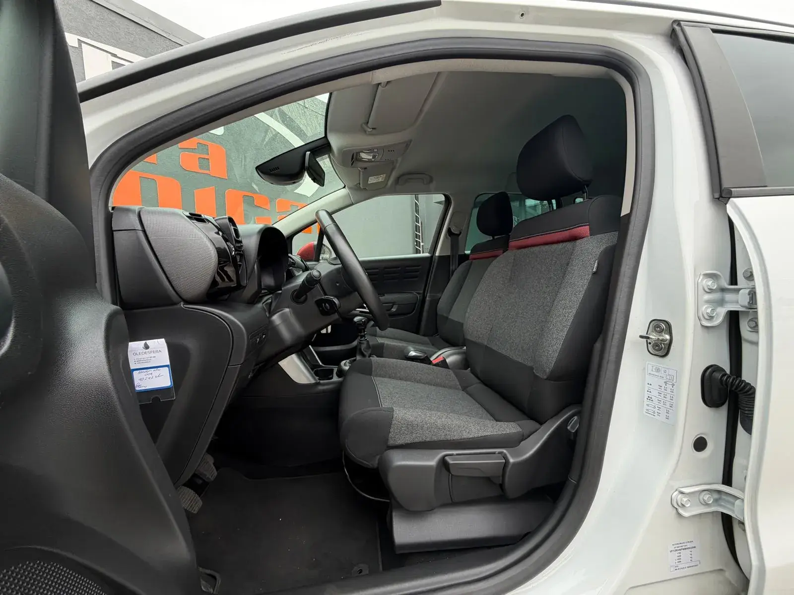 Citroen C3 Aircross 1.2 PureTech C-Series 9
