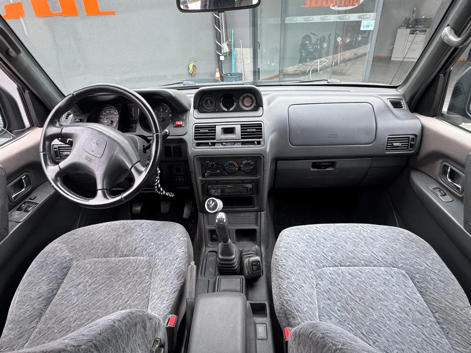 Mitsubishi Pajero 2.8 TD GLS 18