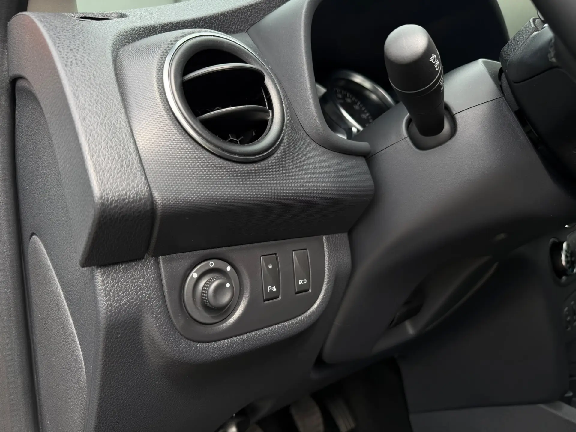 Dacia Sandero 1.5 dCi SL Stepway of Life 12