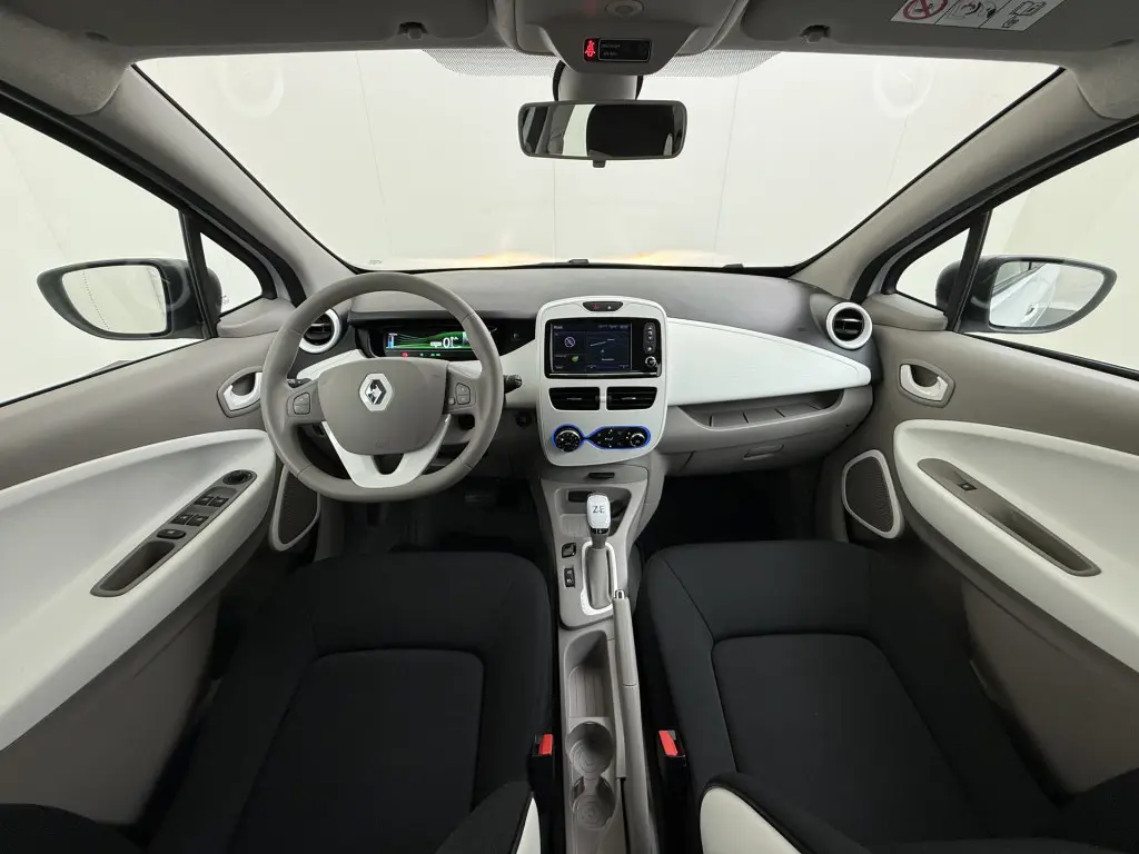 Renault Zoe (c/ Bateria 52kw 6