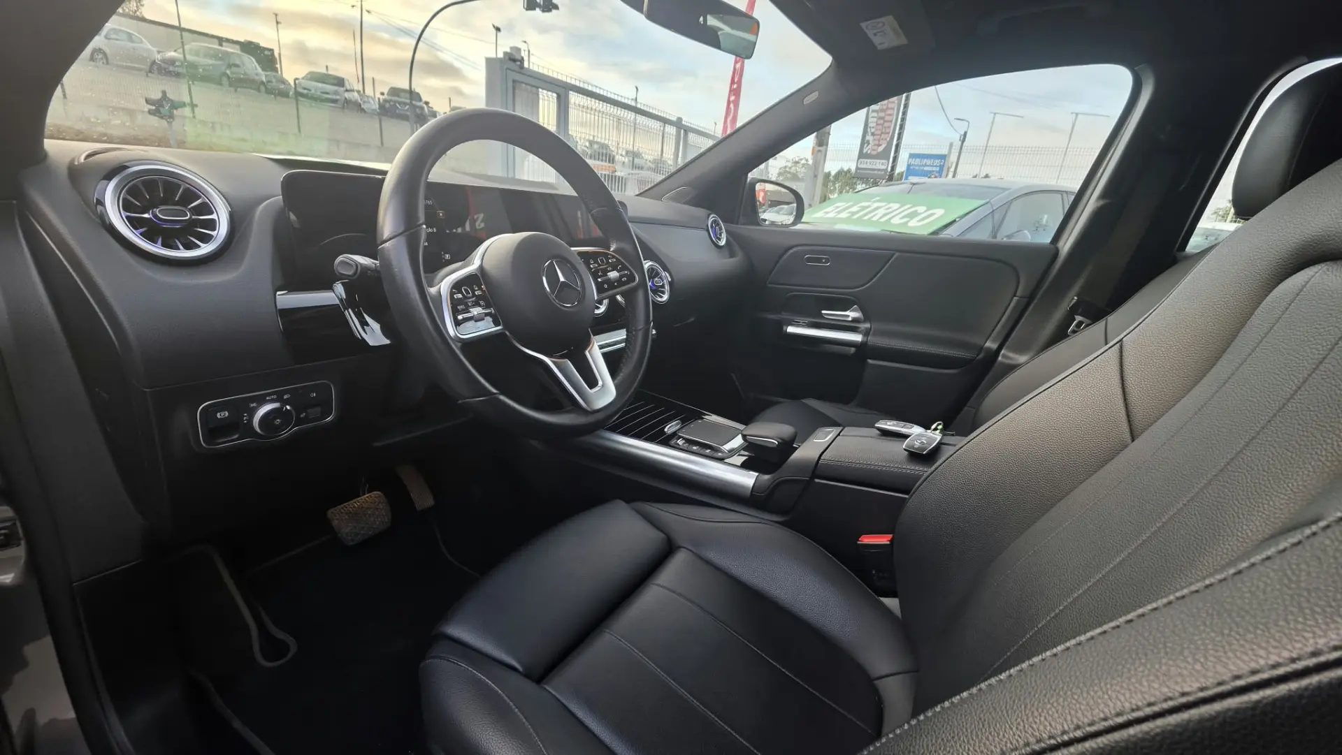 Mercedes-Benz EQA 250 Progressive 11