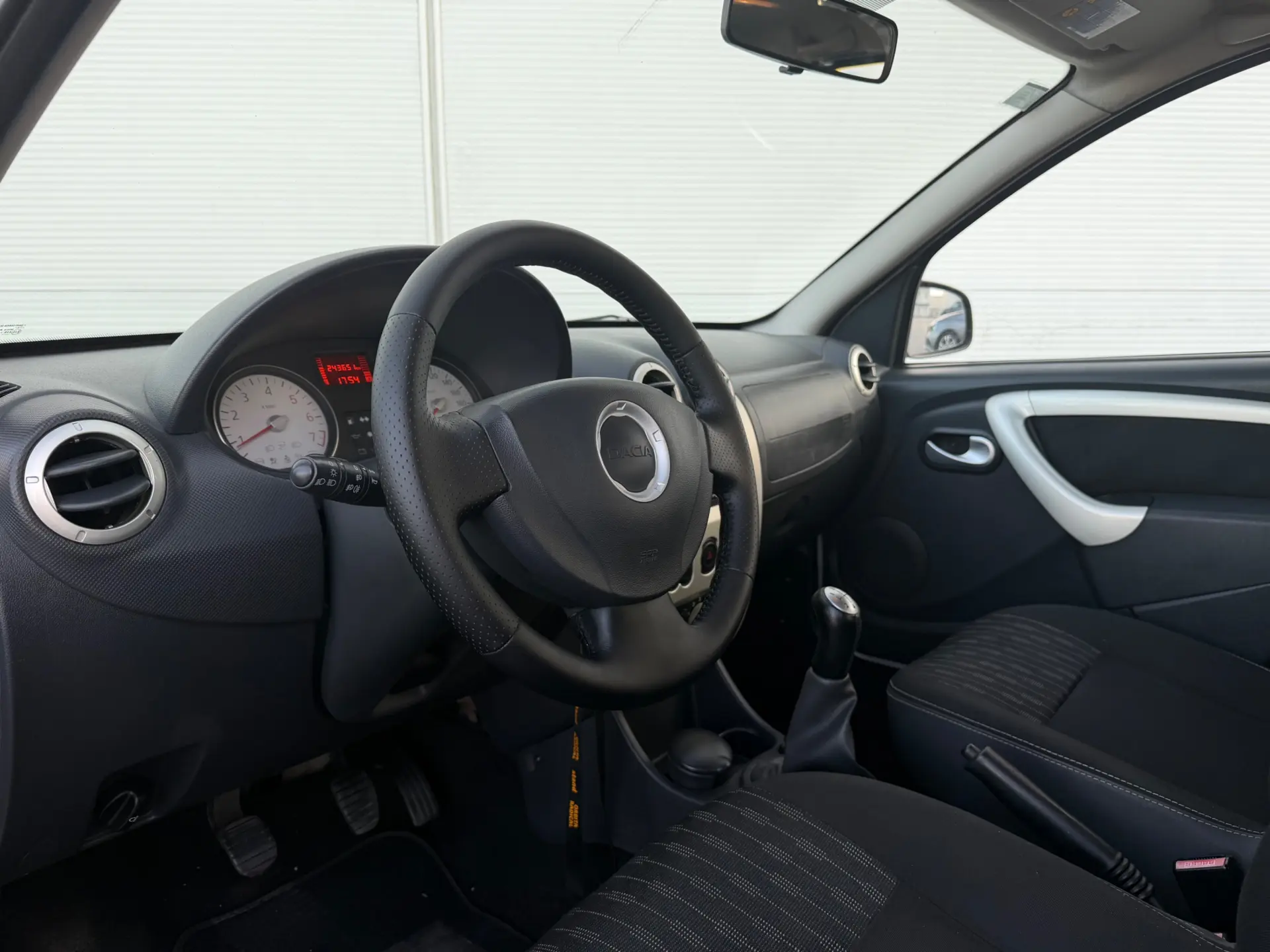 Dacia Sandero 1.5 dCi Comfort 6