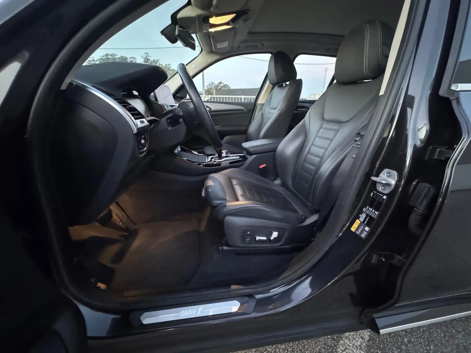 BMW iX3 Inspiring 17