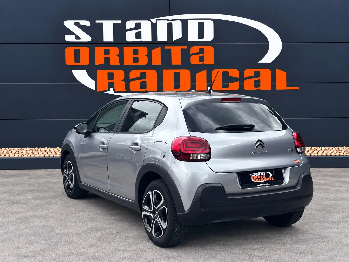 Citroen C3 1.2 PureTech C-Series 4