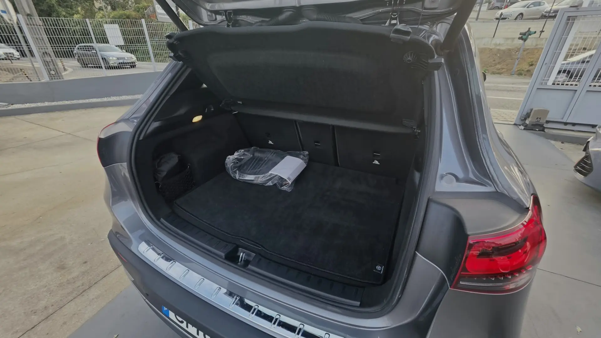 Mercedes-Benz EQA 250 Progressive 15