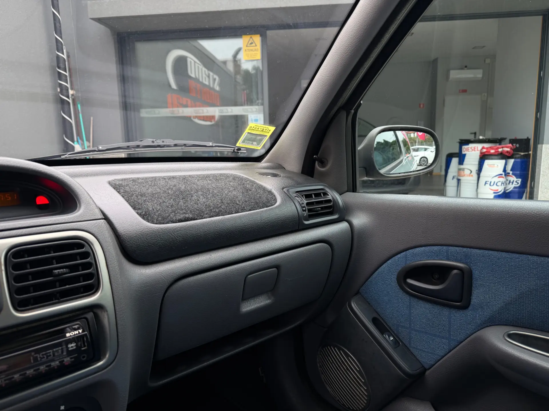 Renault Clio 1.2 Confort Authentique 11