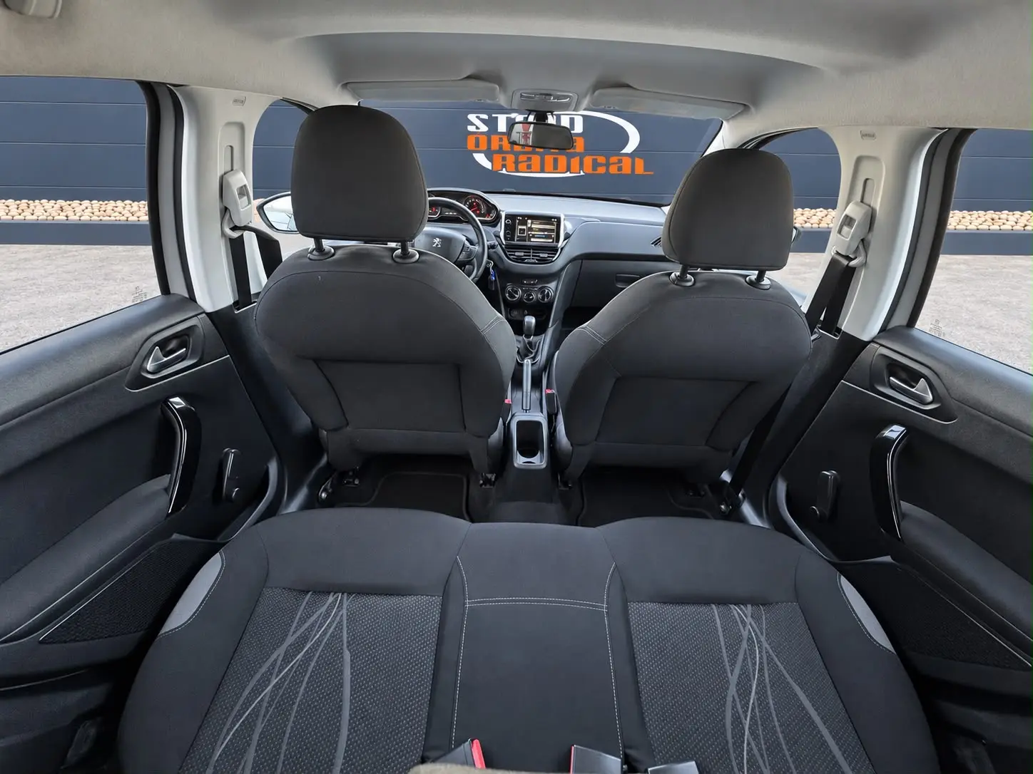 Peugeot 208 1.4 HDi Active 11