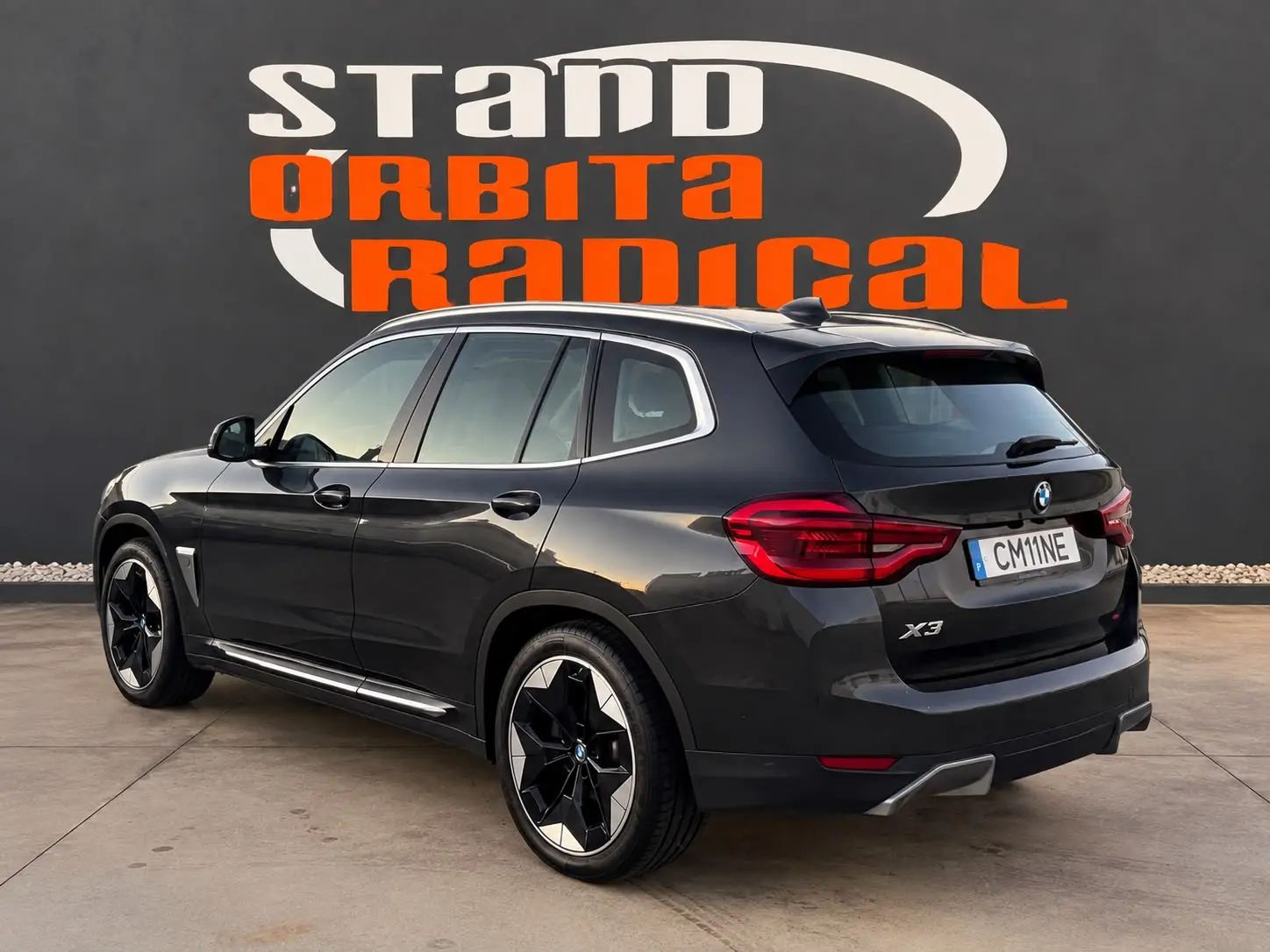 BMW iX3 Inspiring 2