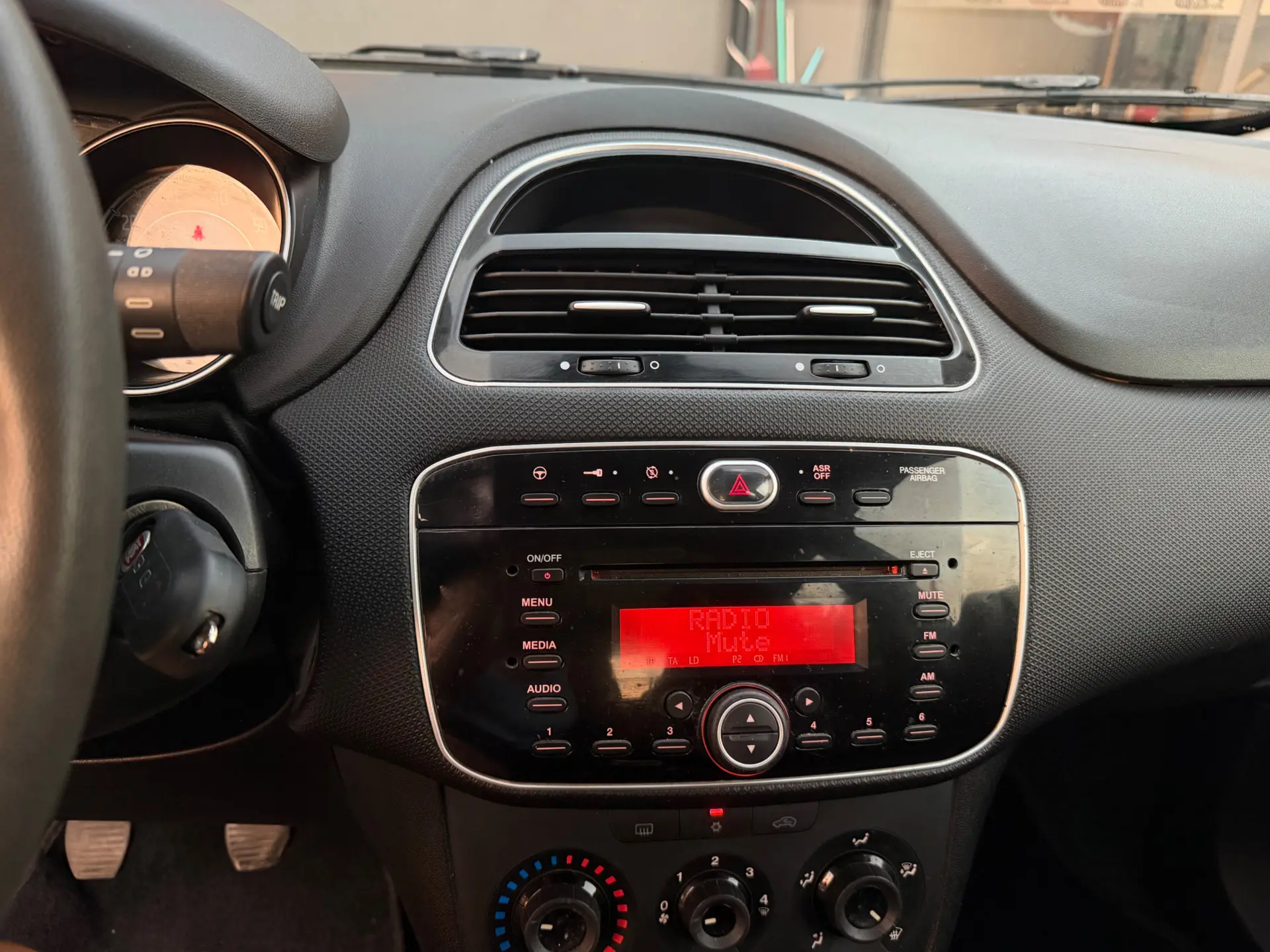 Fiat Punto 1.2 Lounge S&S 11
