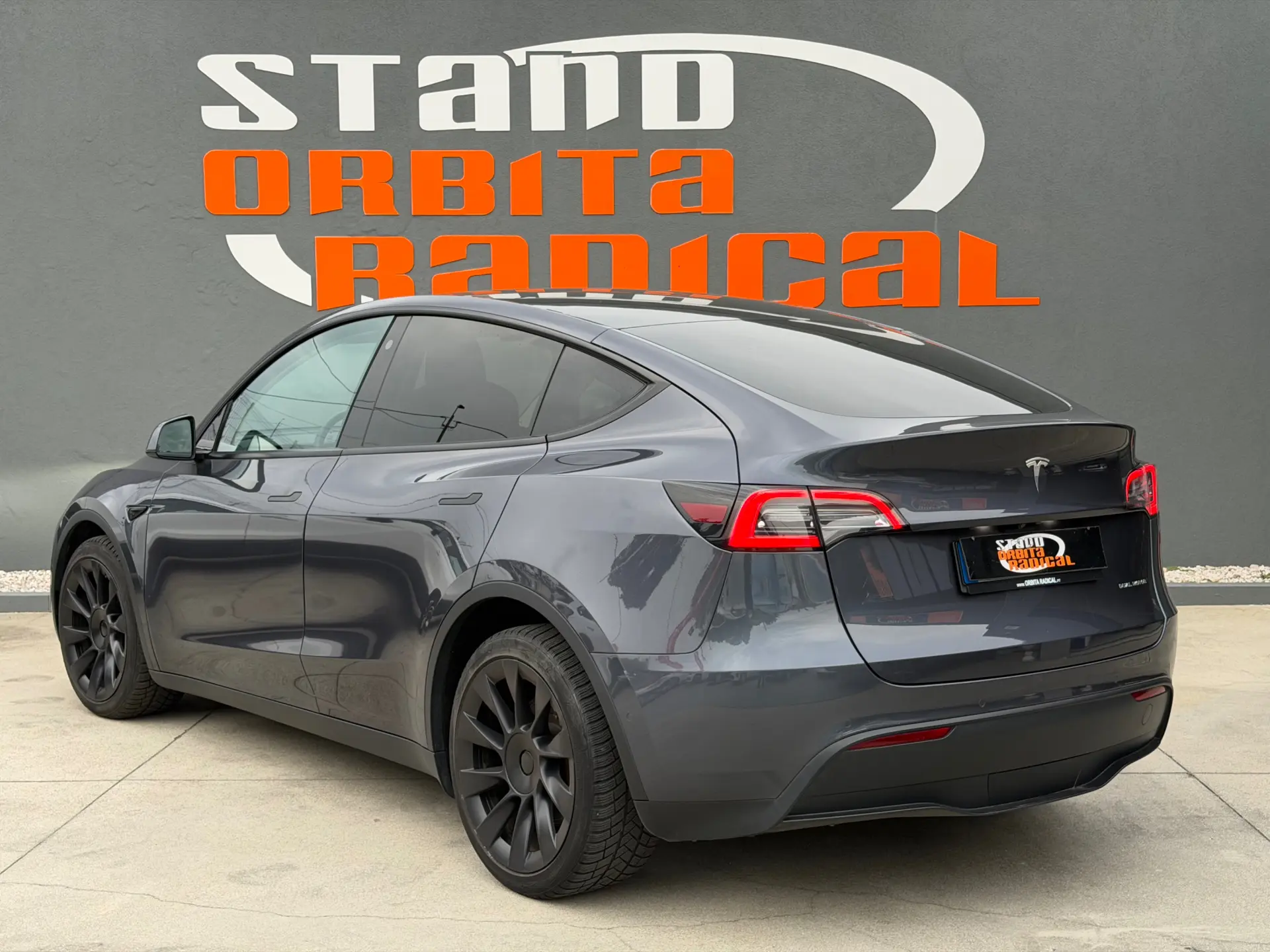 Tesla Model Y Long Range Tração Integral 2