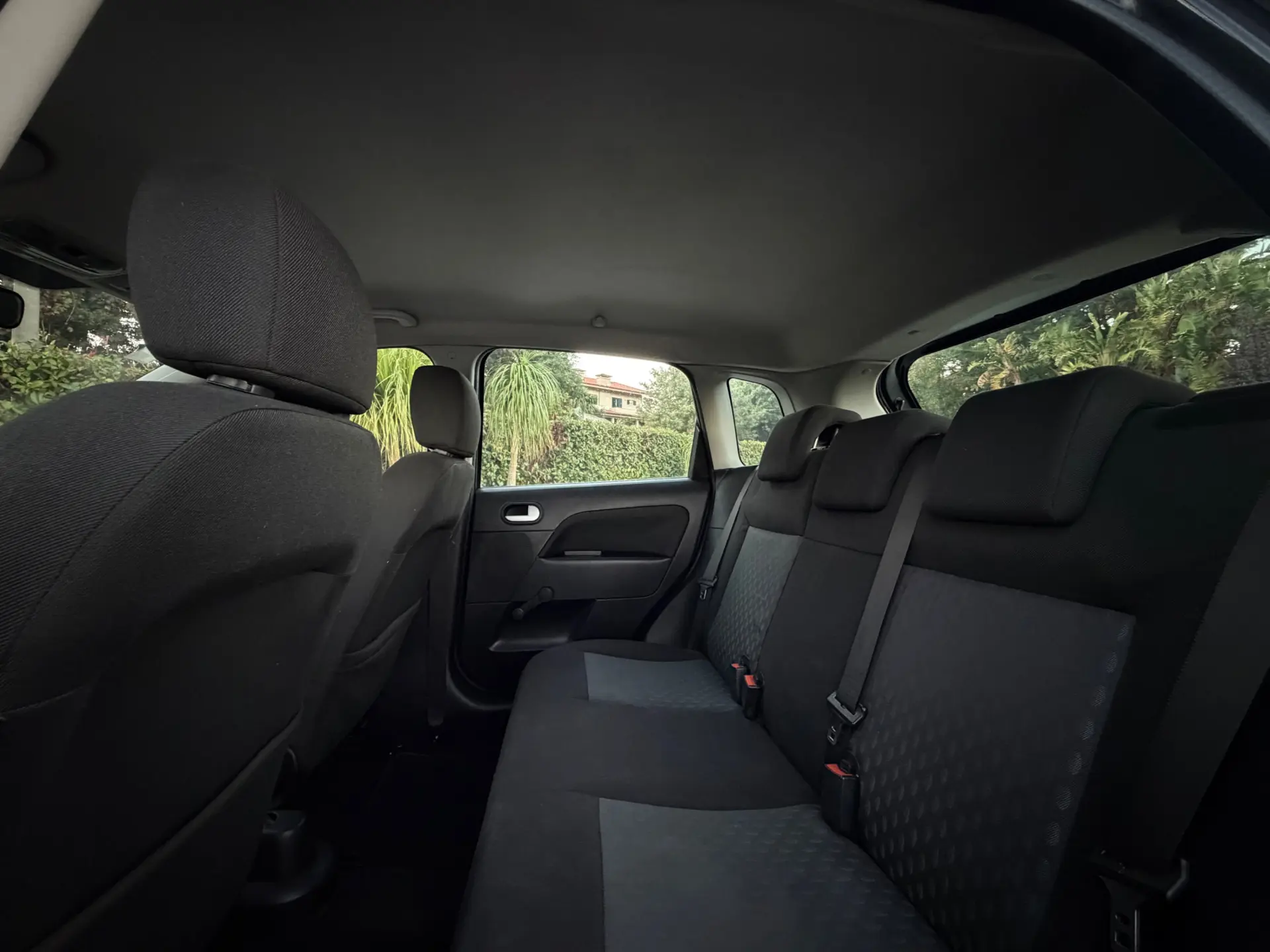 Ford Fiesta 1.25 Ambiente 18