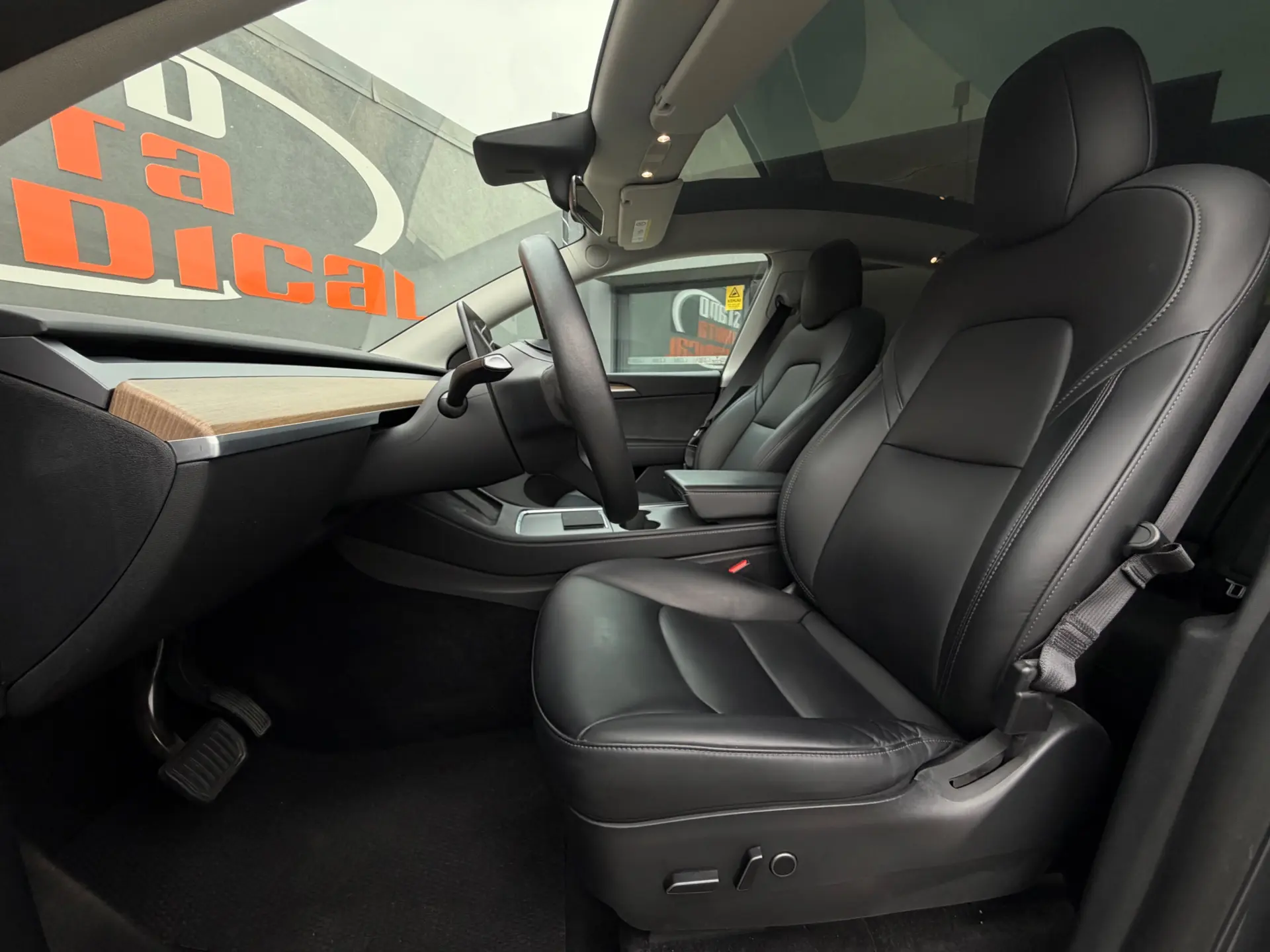 Tesla Model Y Long Range Tração Integral 5
