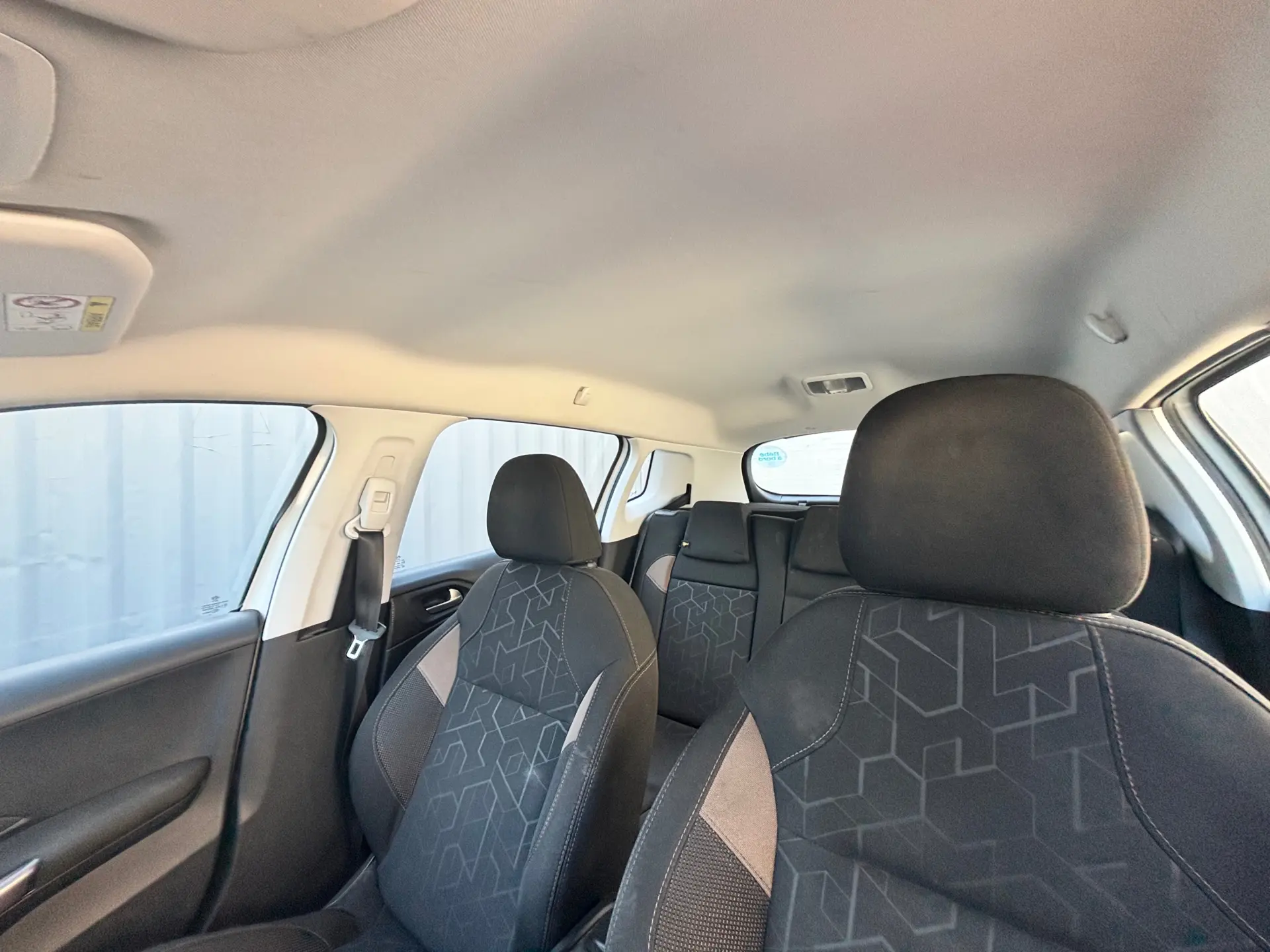 Peugeot 2008 1.2 pure tech 7