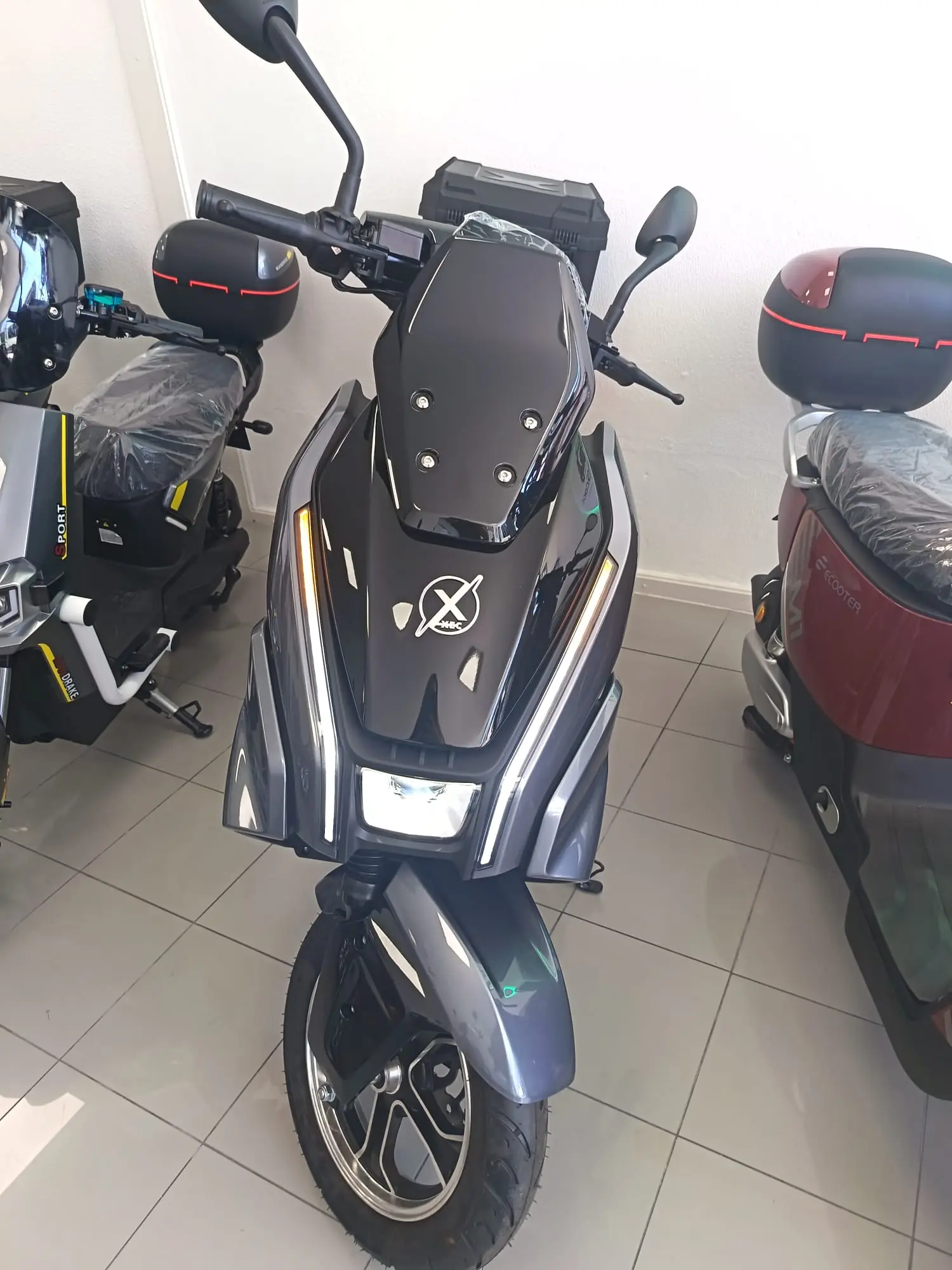 XEC SIMON 25 250W NOVO 4