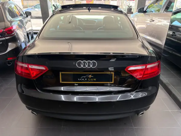 Audi A5 2.7 TDI Multitronic 2