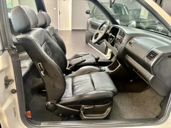Volkswagen Golf Cabriolet 2.0 Avangard 8