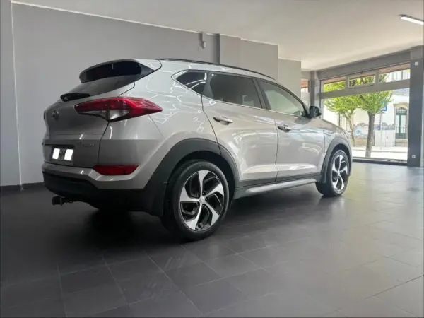 Hyundai Tucson 1.7 Crdi Premium DCT 140 Cv 3