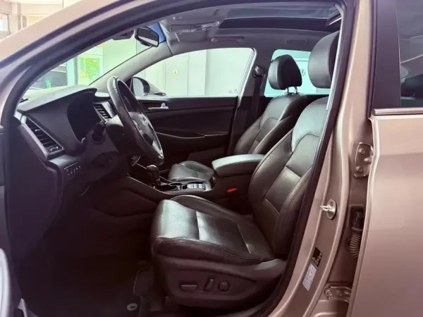 Hyundai Tucson 1.7 Crdi Premium DCT 140 Cv 6