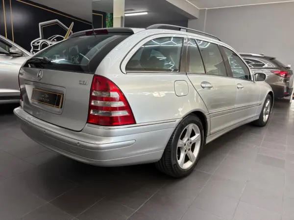 Mercedes-Benz C 220 CDi Avantgard 2