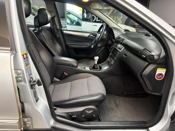 Mercedes-Benz C 220 CDi Avantgard 9