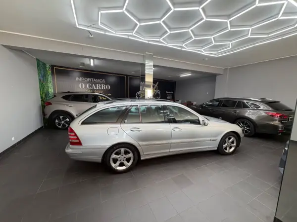 Mercedes-Benz C 220 CDi Avantgard 33