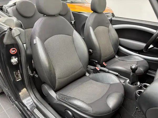 MINI Cabrio Cooper S 5