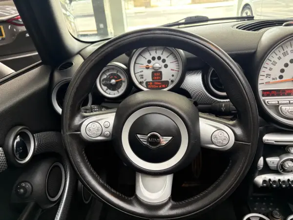 MINI Cabrio Cooper S 8