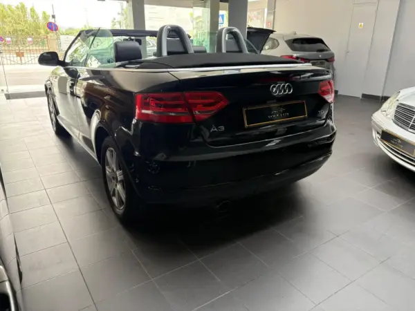 Audi A3 Cabrio 1.6 TDI (clean diesel) Attraction 24