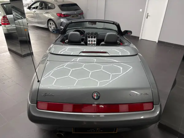 Alfa Romeo Spider 1.8 TS 4