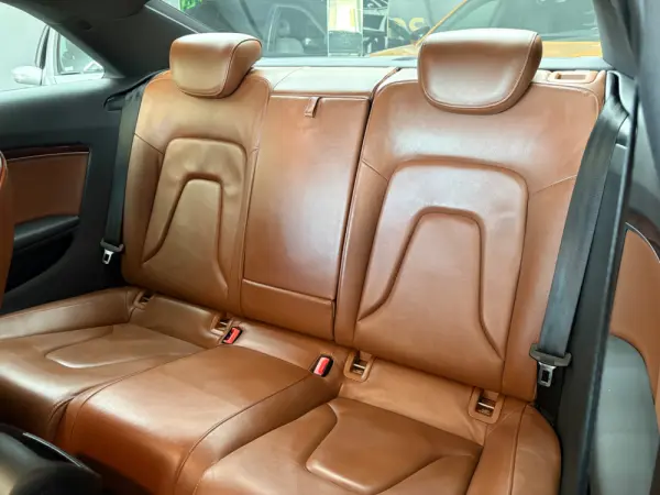 Audi A5 2.7 TDI Multitronic 8