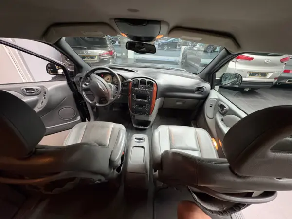Chrysler Grand Voyager 2.8 CRD Auto Limited 12