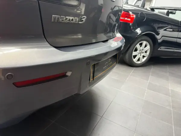 Mazda 3 Sedan MZ-CD 1.6 Exclusive Plus 23