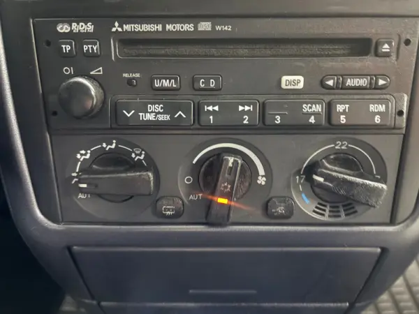 Mitsubishi Carisma HB 1.9 Di-D HP Avance 16