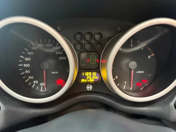 Alfa Romeo Spider 1.8 TS 15