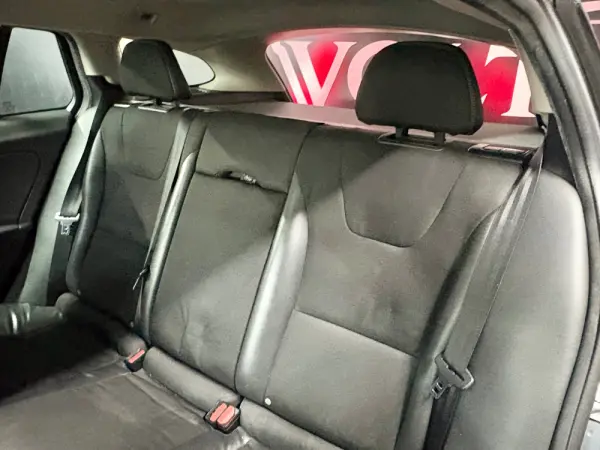 Volvo V60 2.0 D2 Summum Geartronic 12