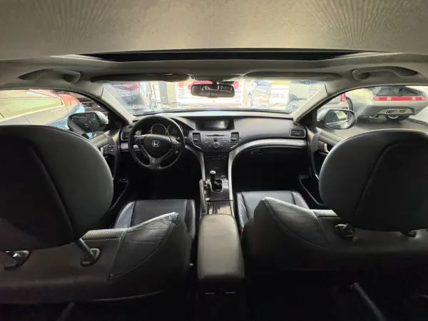 Honda Accord Tourer 2.2 i-DTEC Executive 14