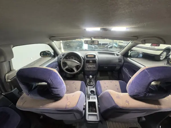 Mitsubishi Carisma HB 1.9 Di-D HP Avance 14